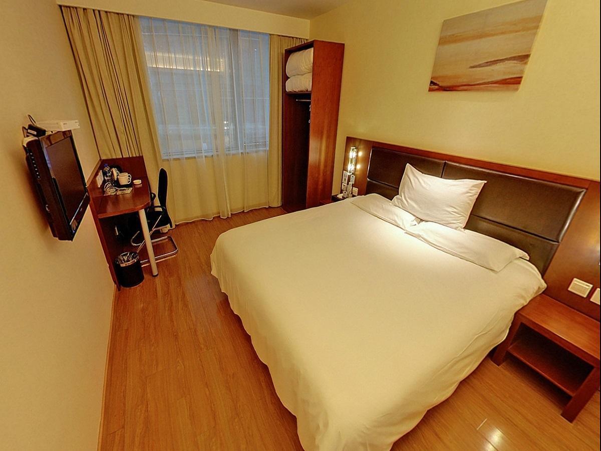 Ji Hotel Shanghai Bagian luar foto